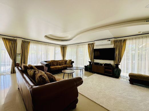 Аренда виллы в районе Найхарн