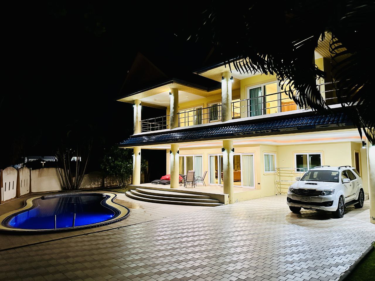 Аренда виллы в районе Найхарн