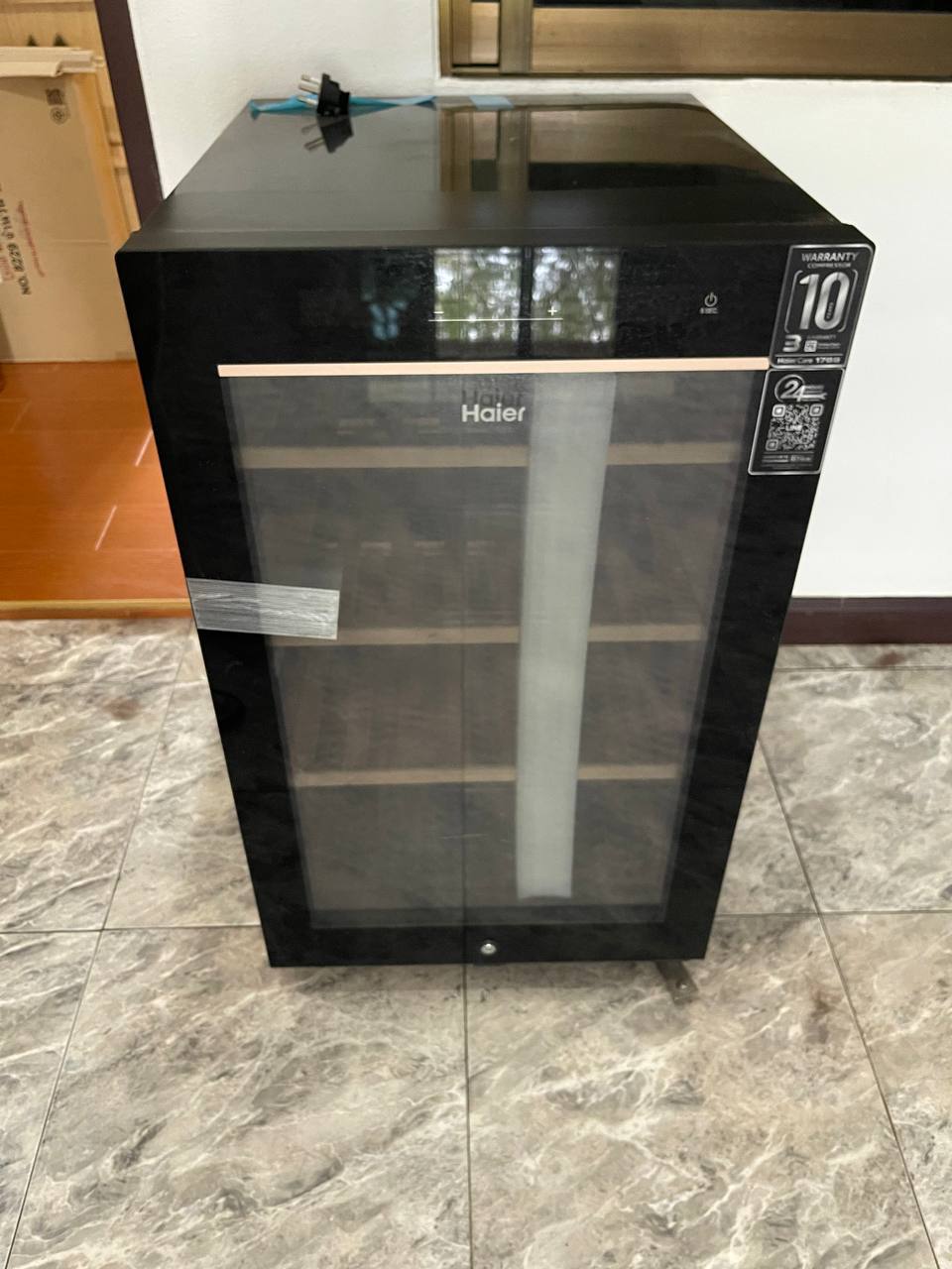 Продажа нового винного холодильника