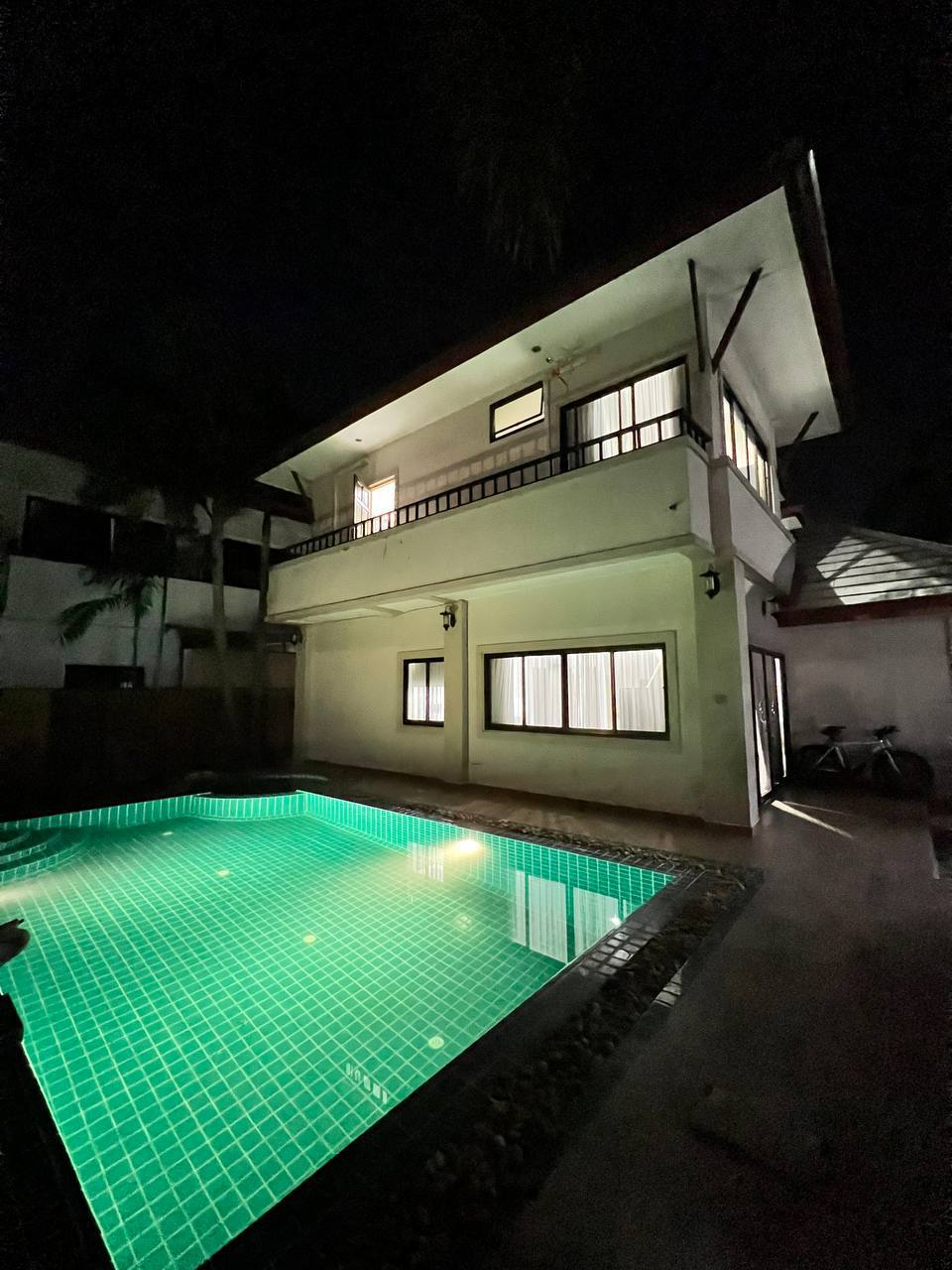 Аренда виллы с бассейном