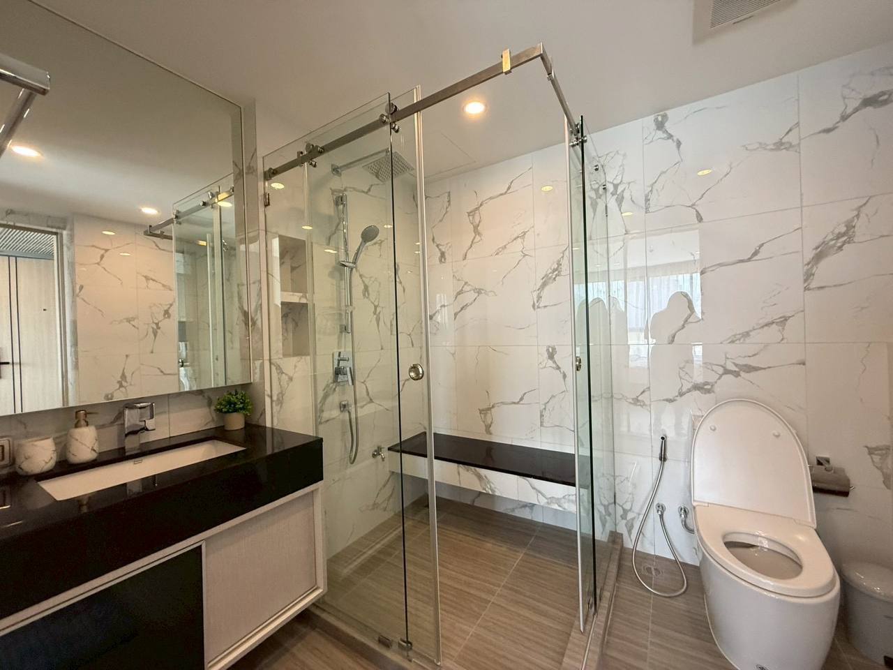 Краткосрочная аренда студий и вилл