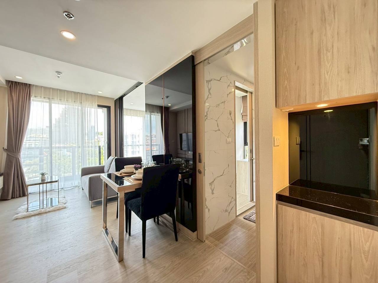 Краткосрочная аренда студий и вилл