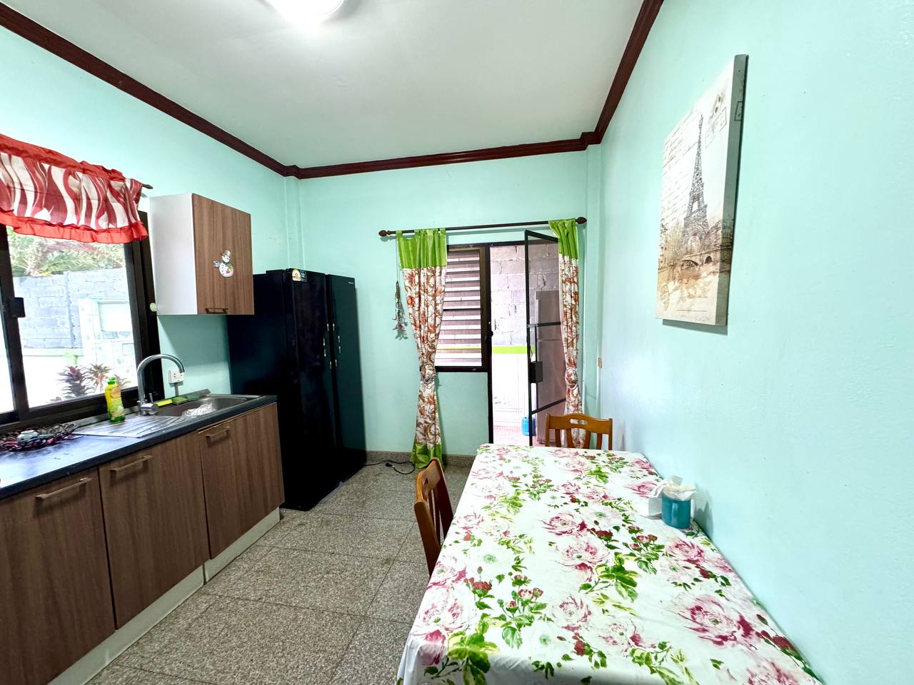 Аренда дома с бассейном и услугами