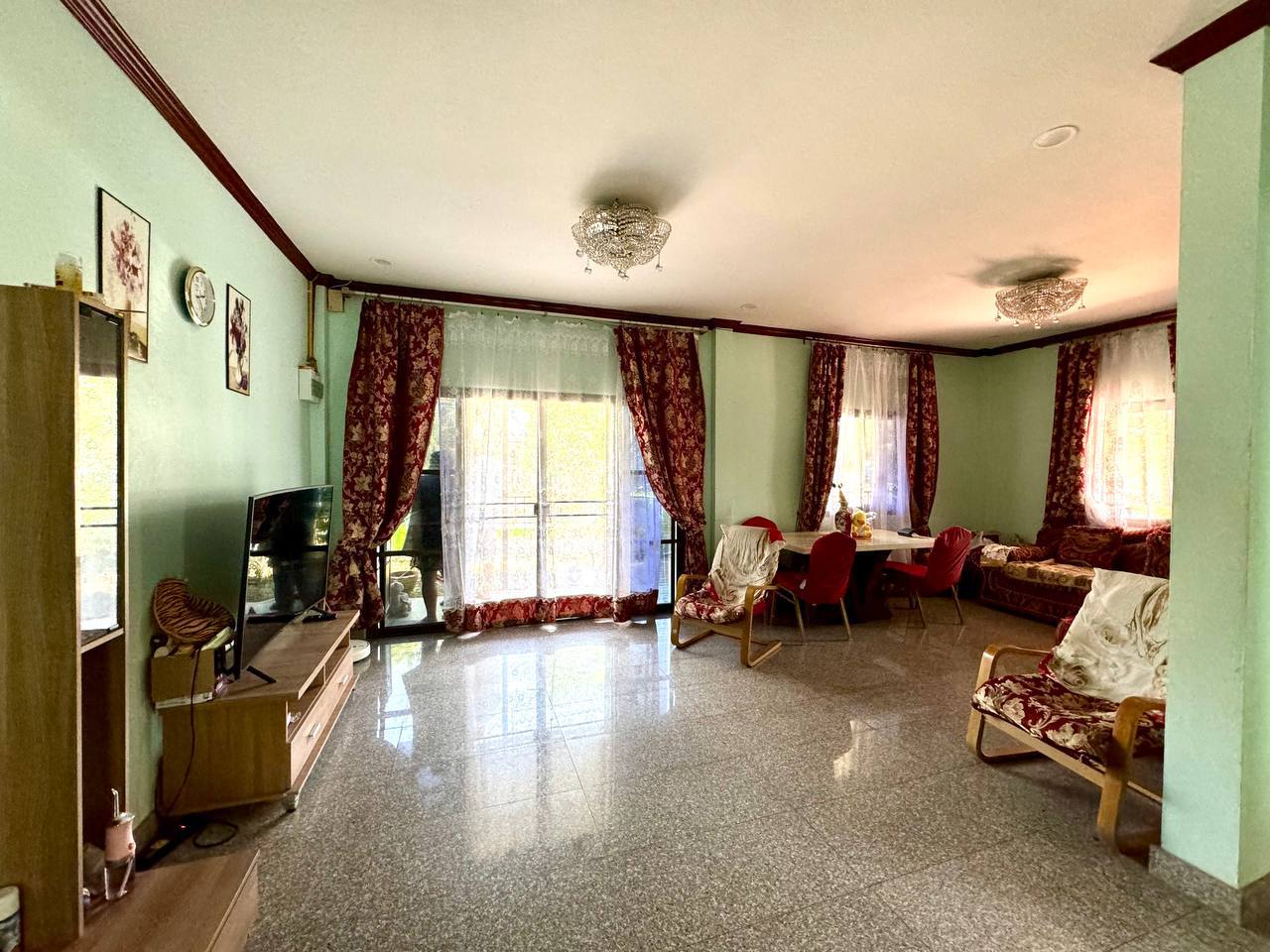 Аренда дома с бассейном и услугами