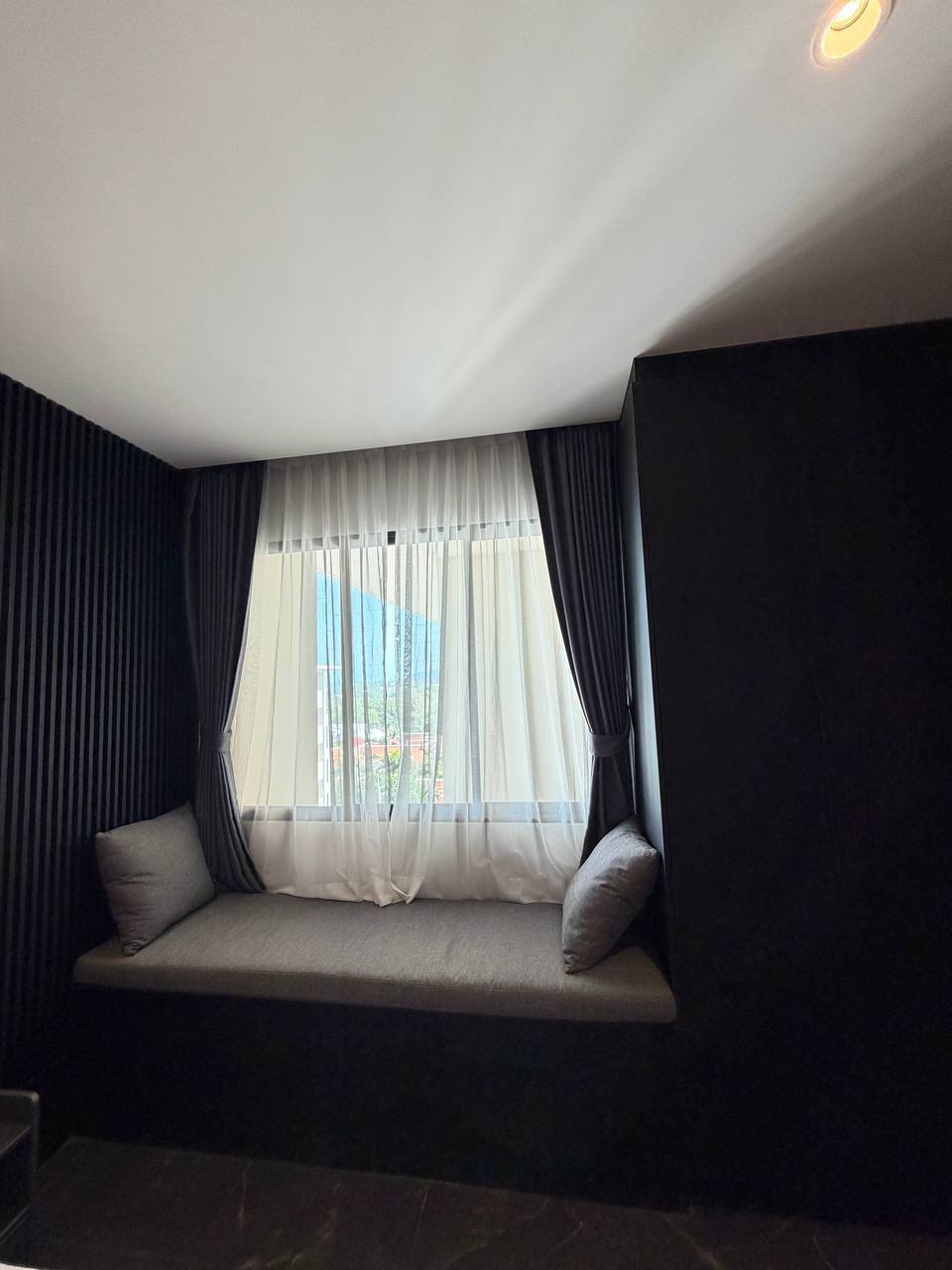 Аренда апартаментов с видом на бассейн