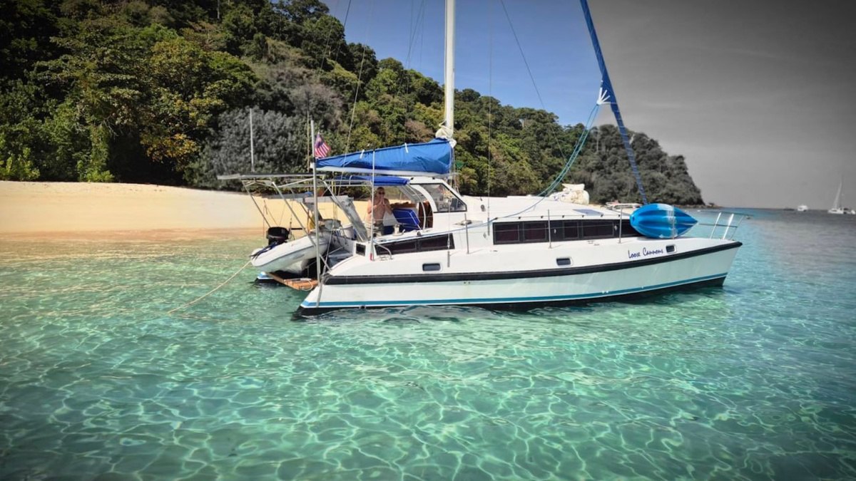 Спасение яхтсмена у острова Рок-ной