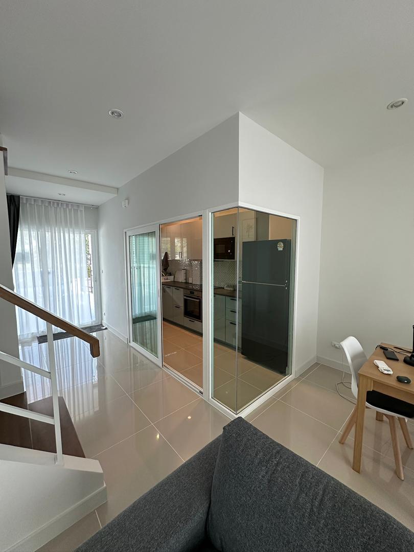 Аренда трёхкомнатного таунхауса