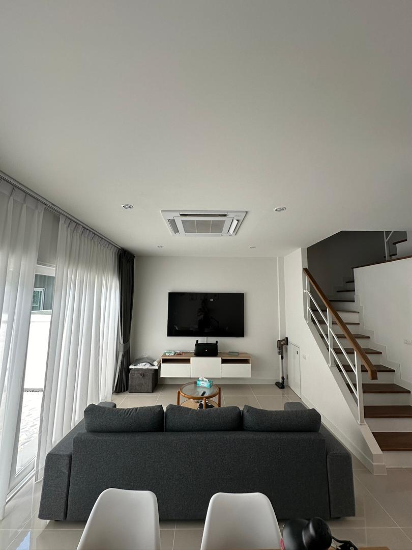 Аренда трёхкомнатного таунхауса