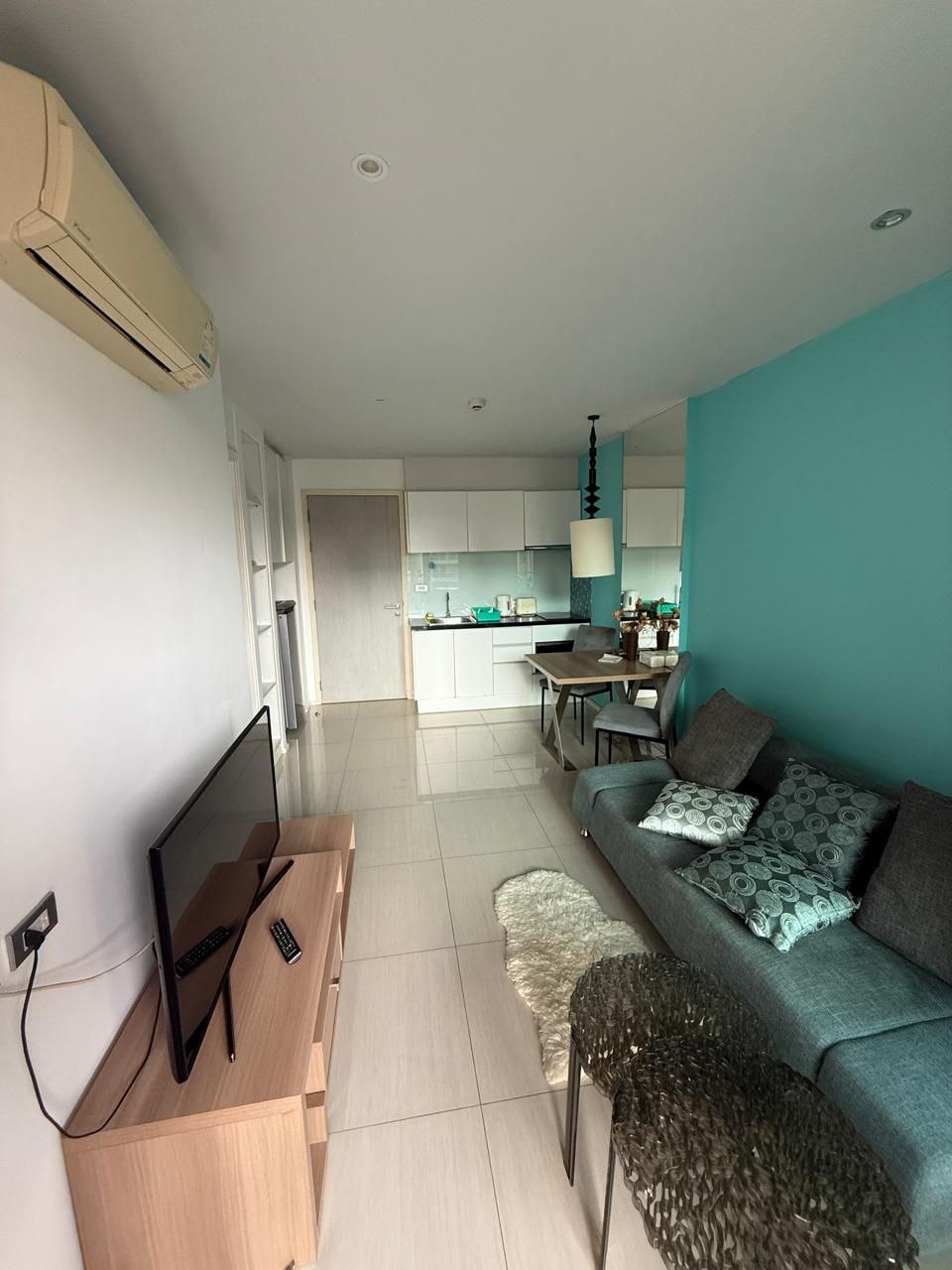 Аренда квартиры с видом на бассейн