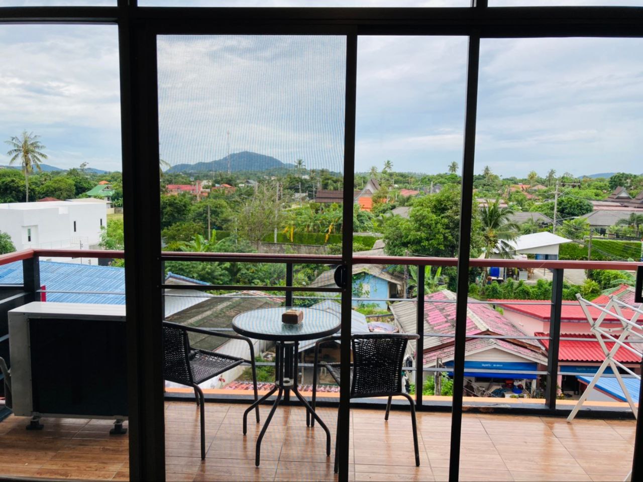 Современная квартира у пляжа