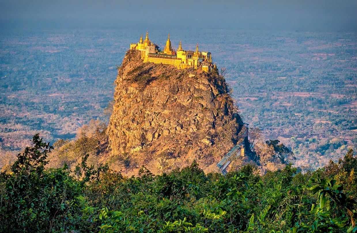 Гора Попа - потухший вулкан в Мьянме
