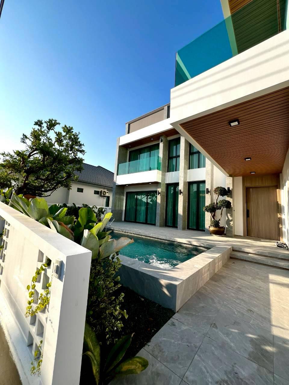 Продажа вилл в Паттайе