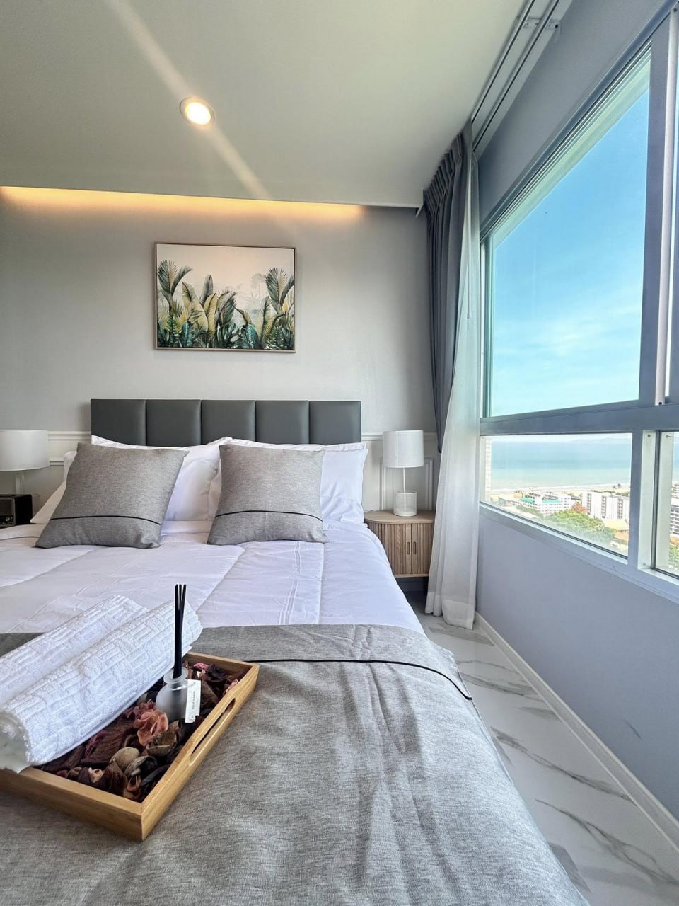 Продажа студии с видом на море