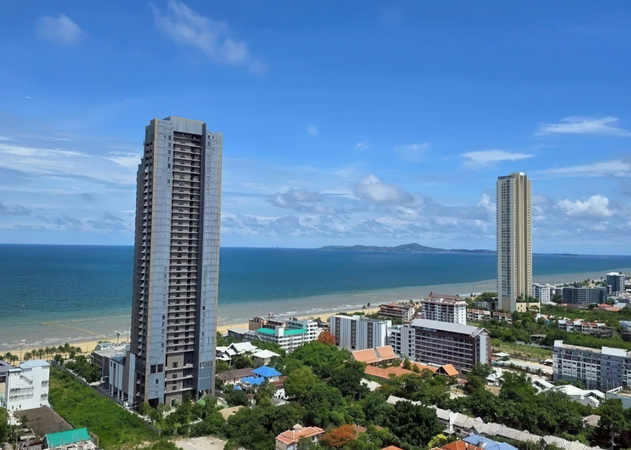 Продажа студии с видом на море