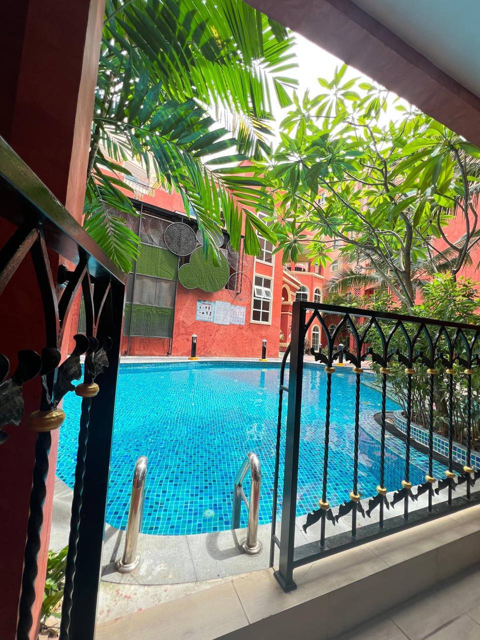 Аренда роскошной квартиры с бассейном