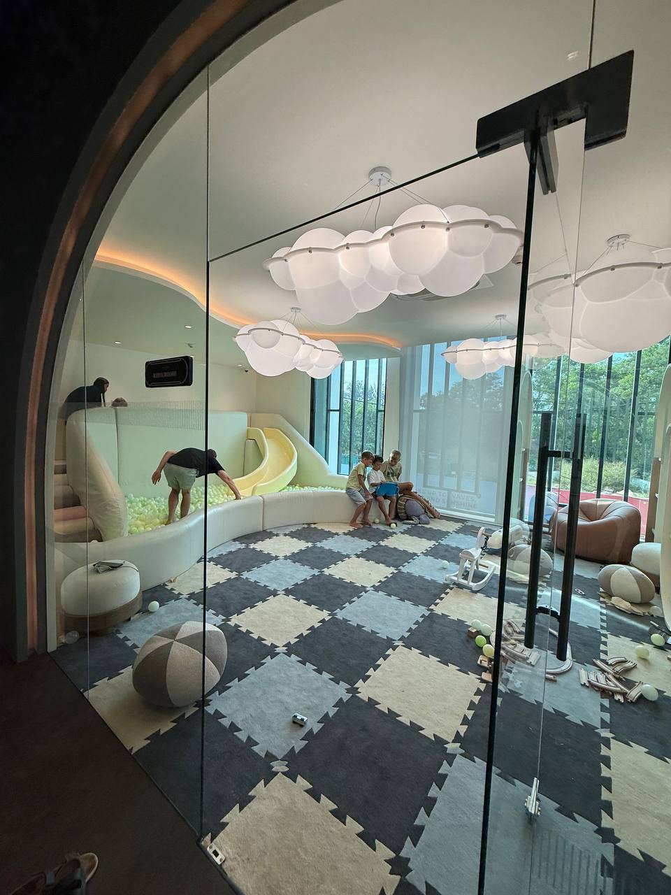 Квартира у моря с мебелью и техникой