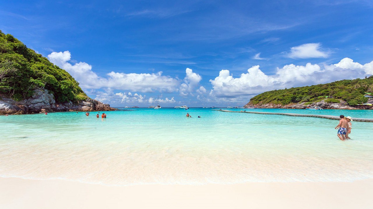 Экскурсия на острова Рача и Корал