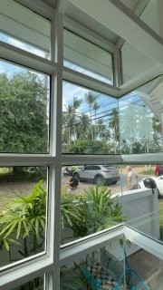 Необычное утро в кафе на Самуи