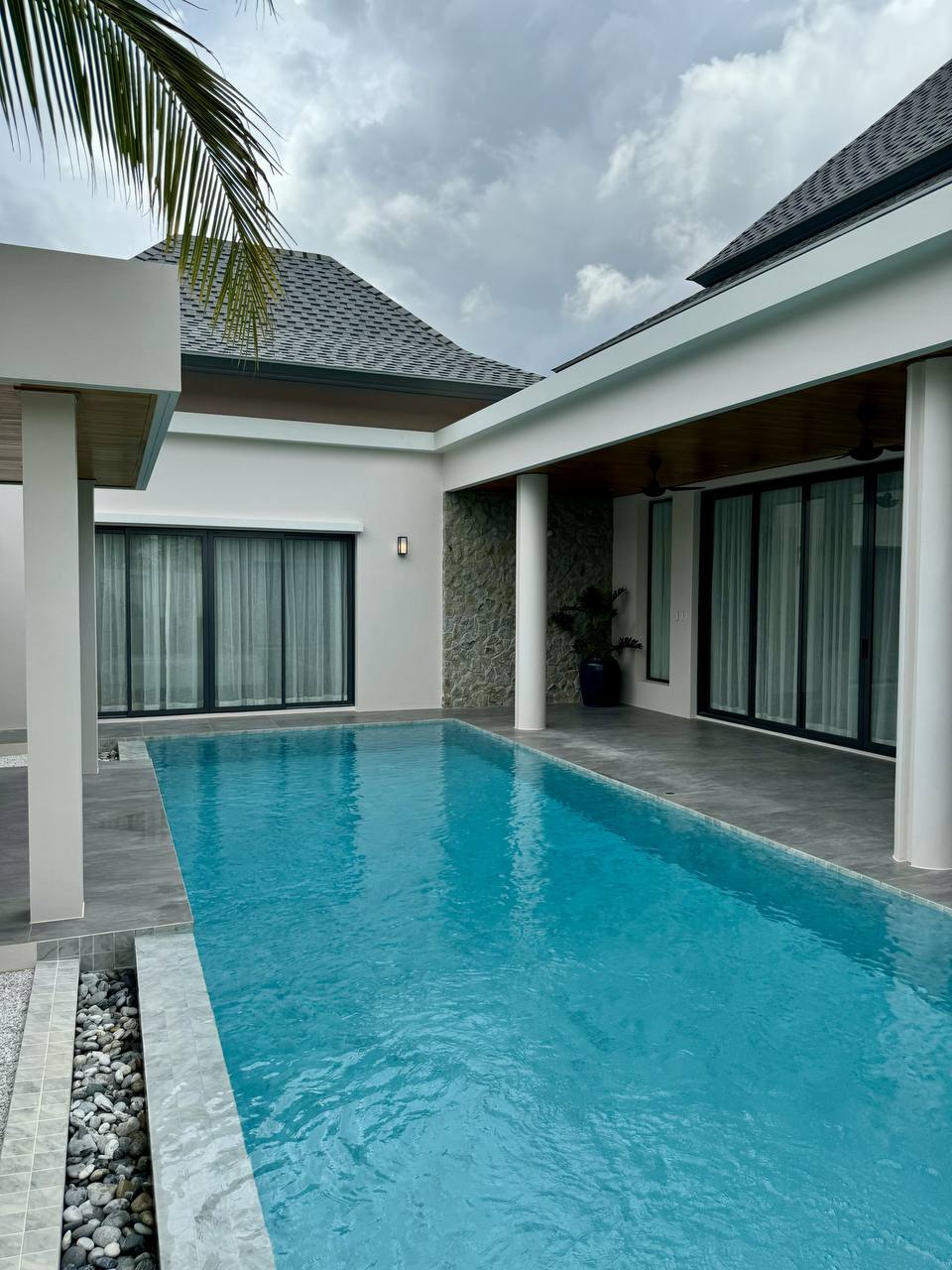 Аренда виллы с 4 спальнями