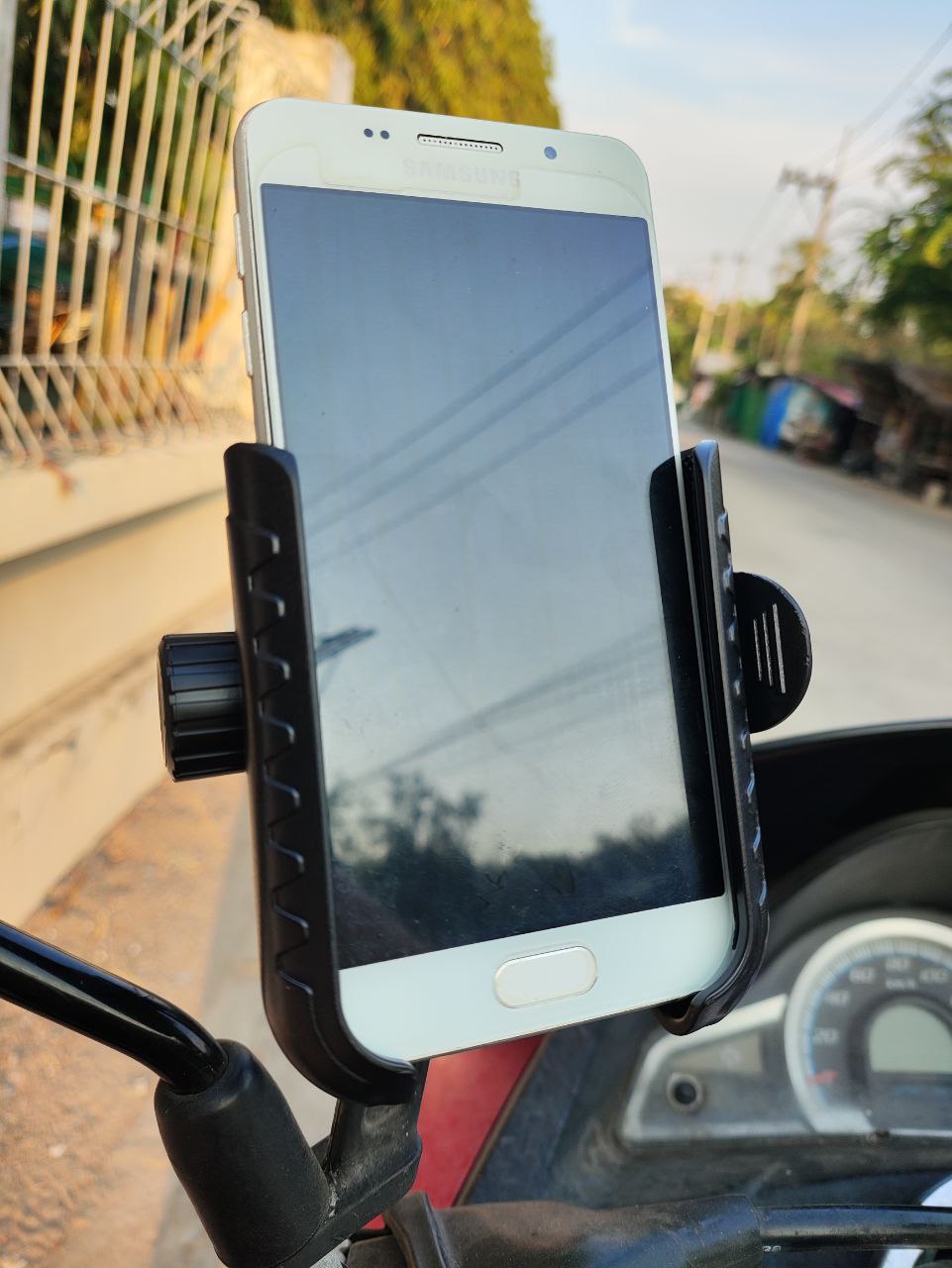 Продажа держателя для смартфона