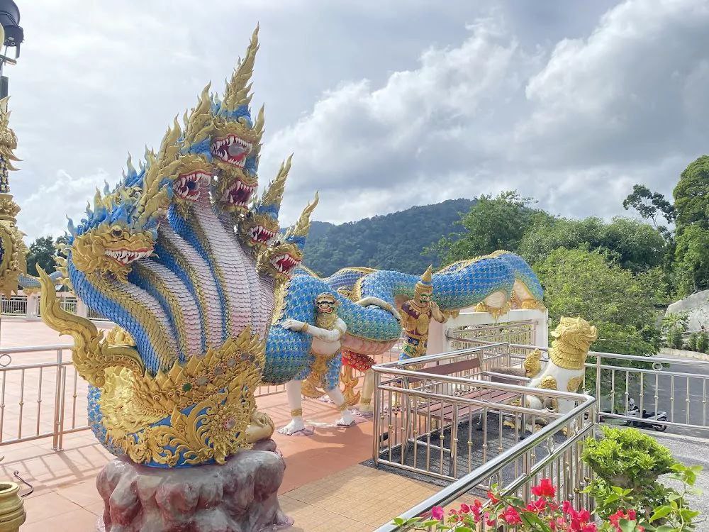 Монастырь на вершине Патонг Хилл