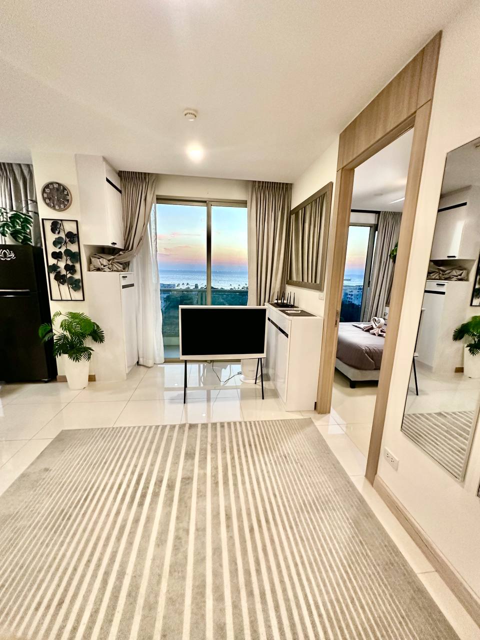 Аренда элитного кондоминиума у пляжа