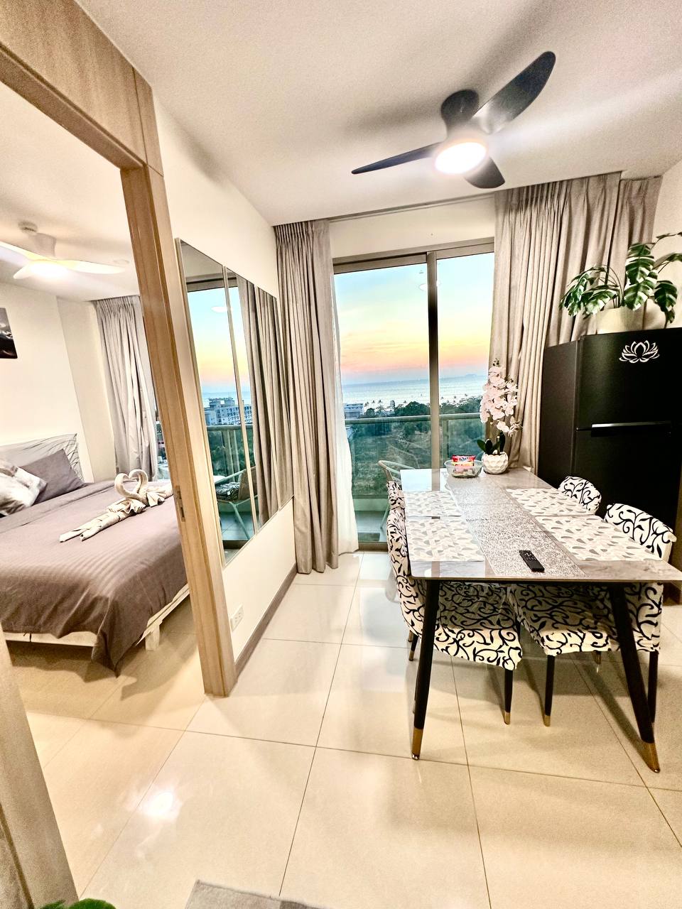 Аренда элитного кондоминиума у пляжа