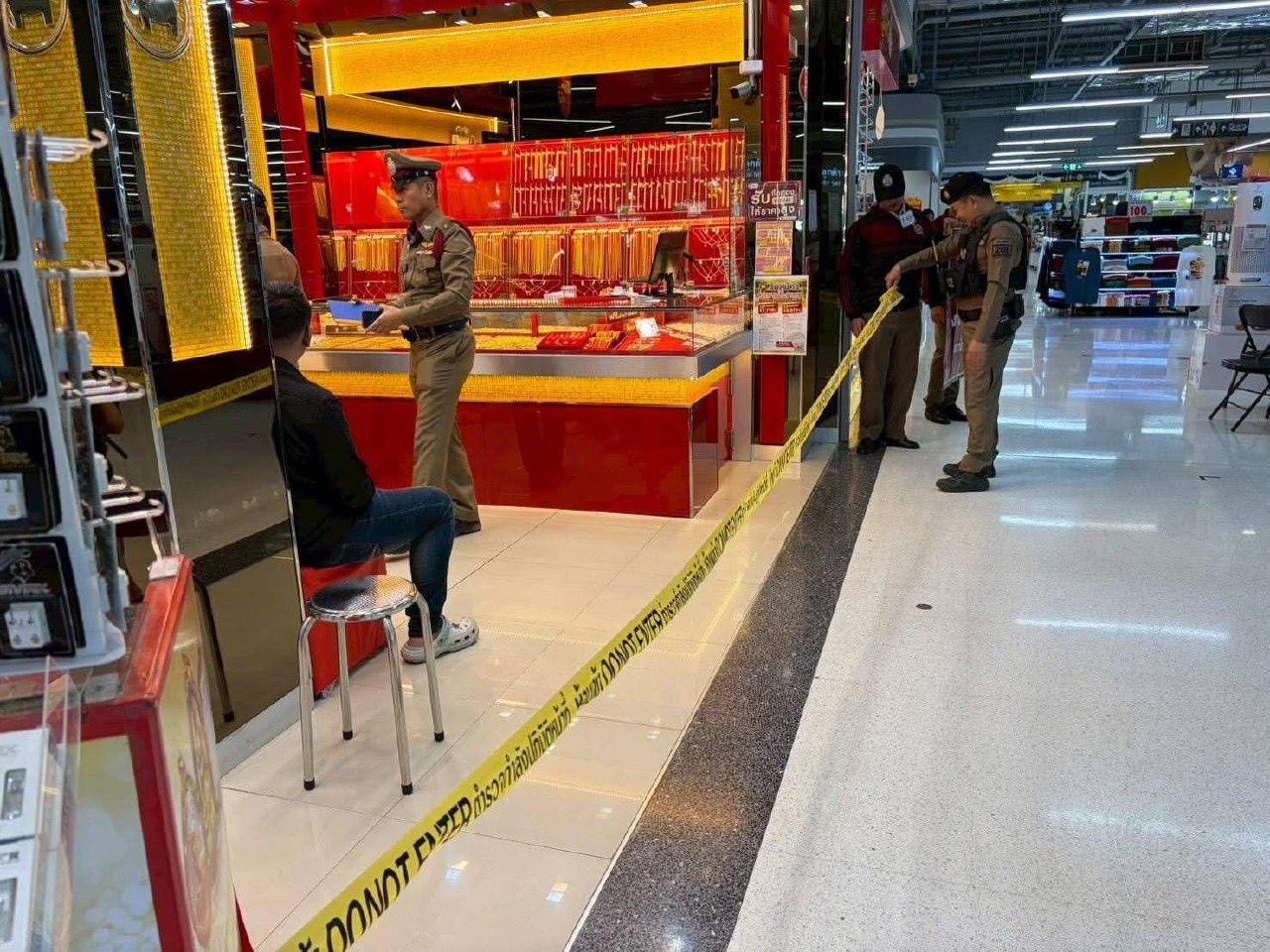 Учения полиции в Чонбури