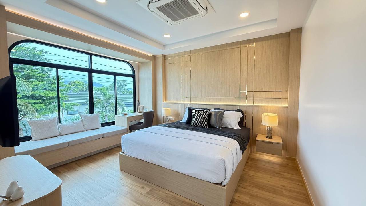 Продажа новых вилл с бассейном