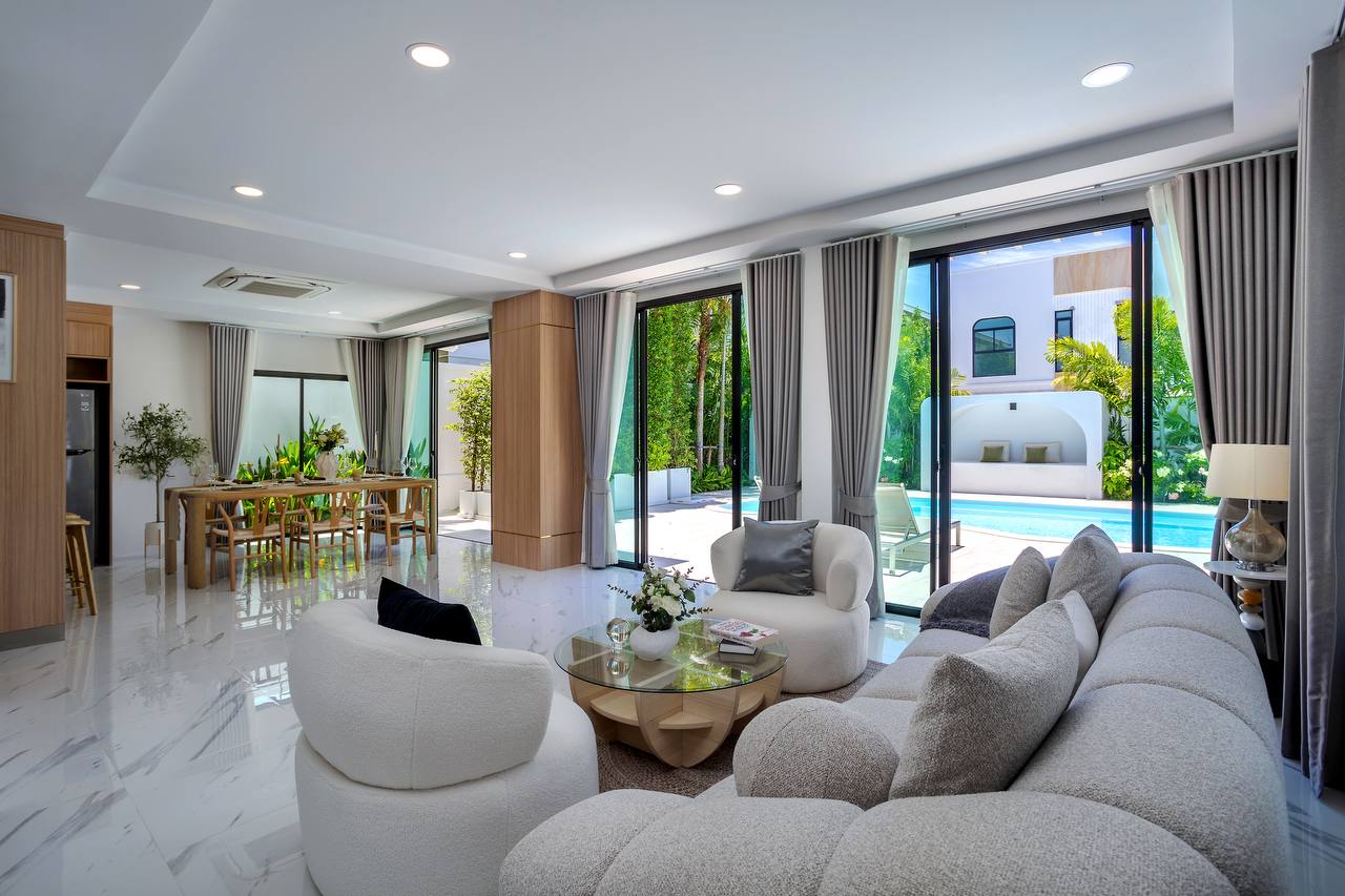 Продажа новых вилл с бассейном