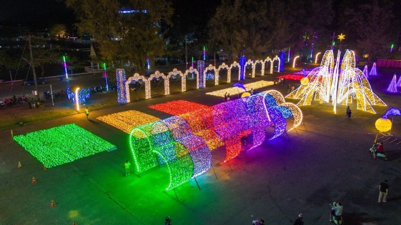 Фестиваль огней и динозавров на Пхукете