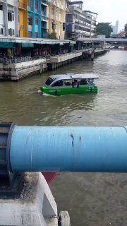 Электрические лодки-такси в Бангкоке