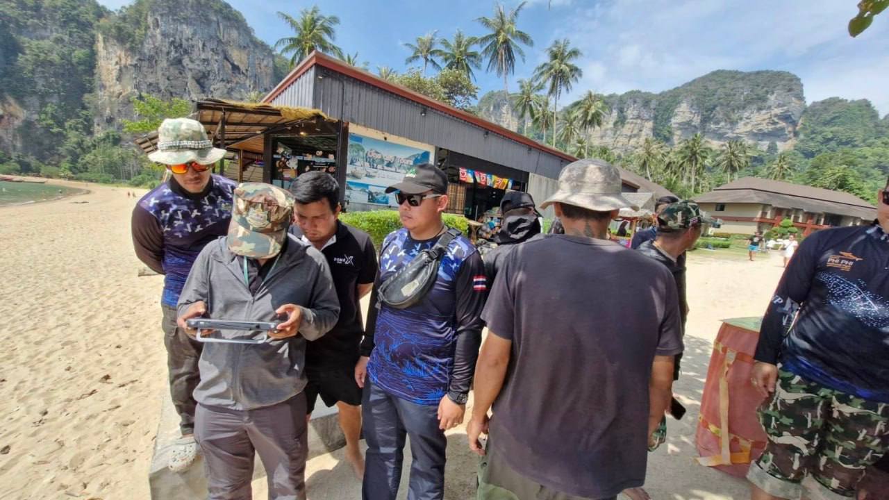 Британец сломал ногу при бейсджампинге