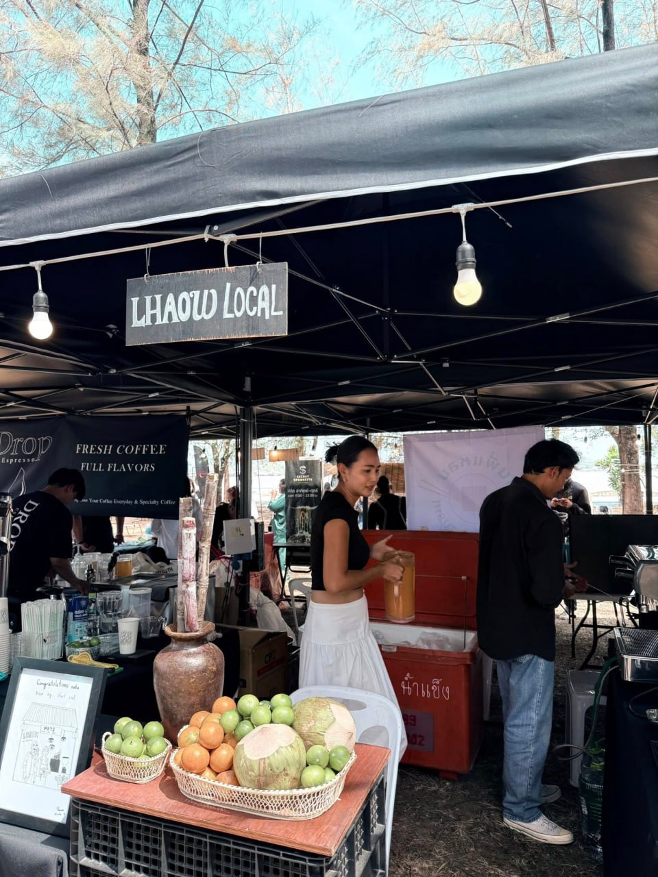 Ярмарка-пикник у моря на Пхукете