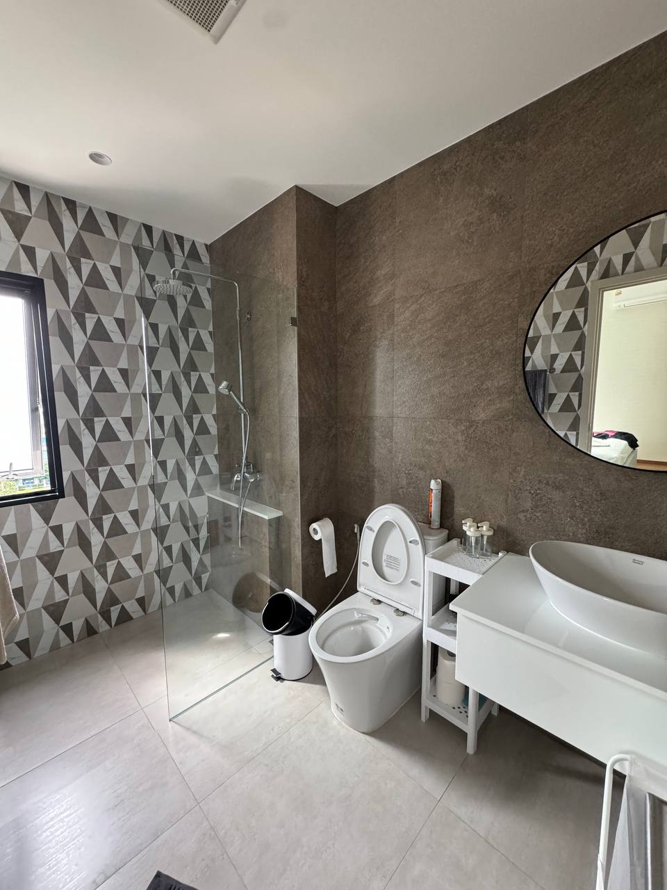 Стильная квартира-студия на продажу или аренду