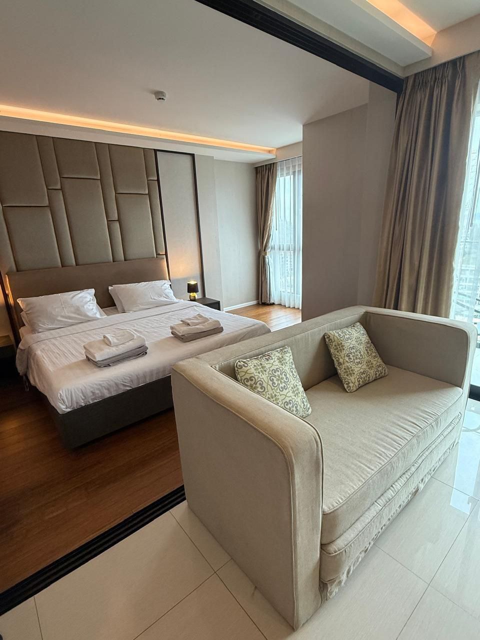 Аренда и продажа апартаментов с видом на море