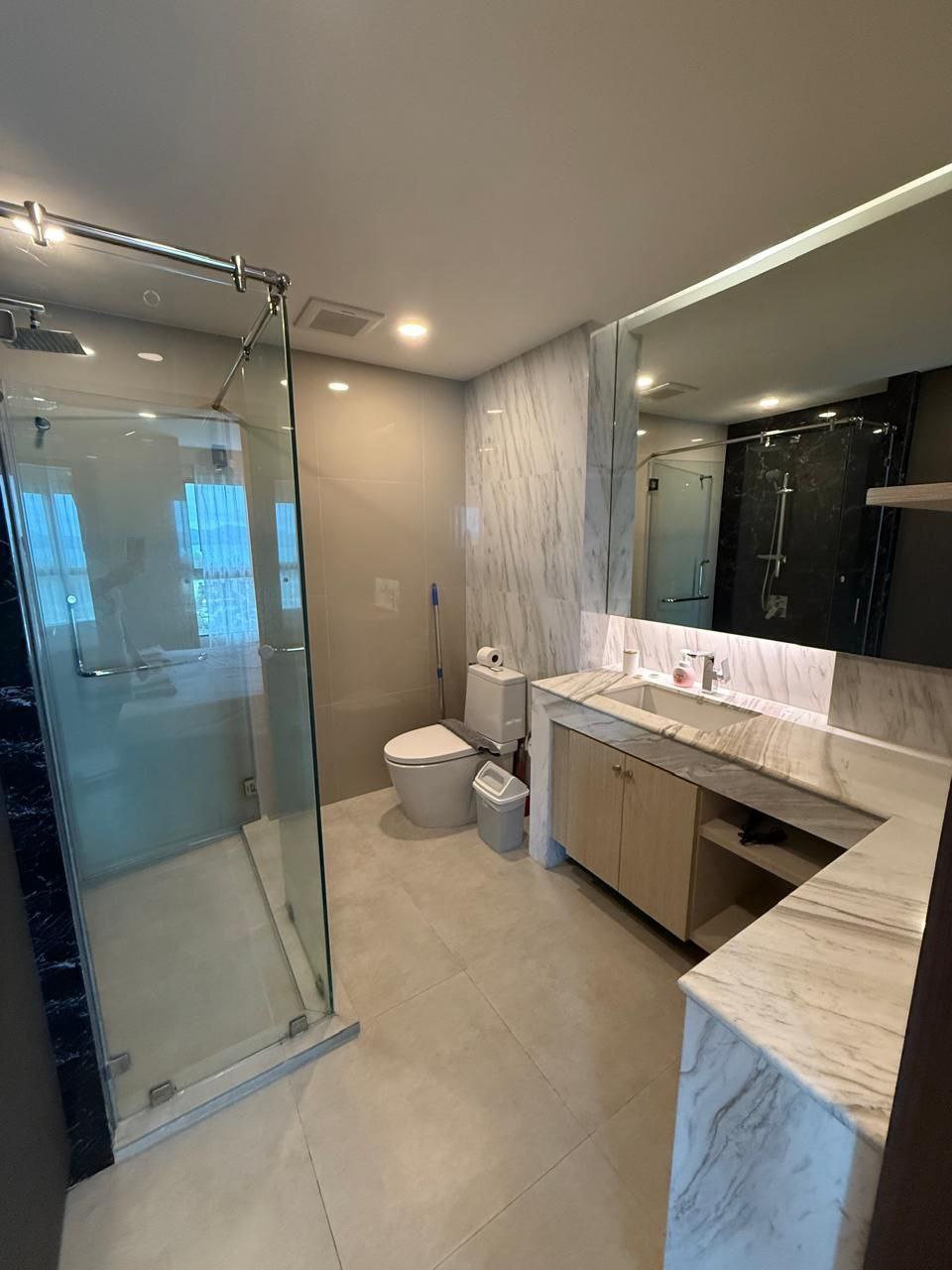 Аренда и продажа апартаментов с видом на море