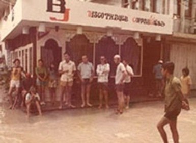 История легендарного бара в Паттайе