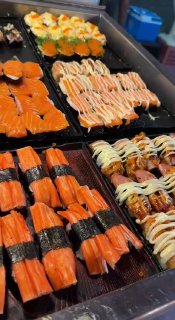 Уличный рынок в Камале, Таиланд