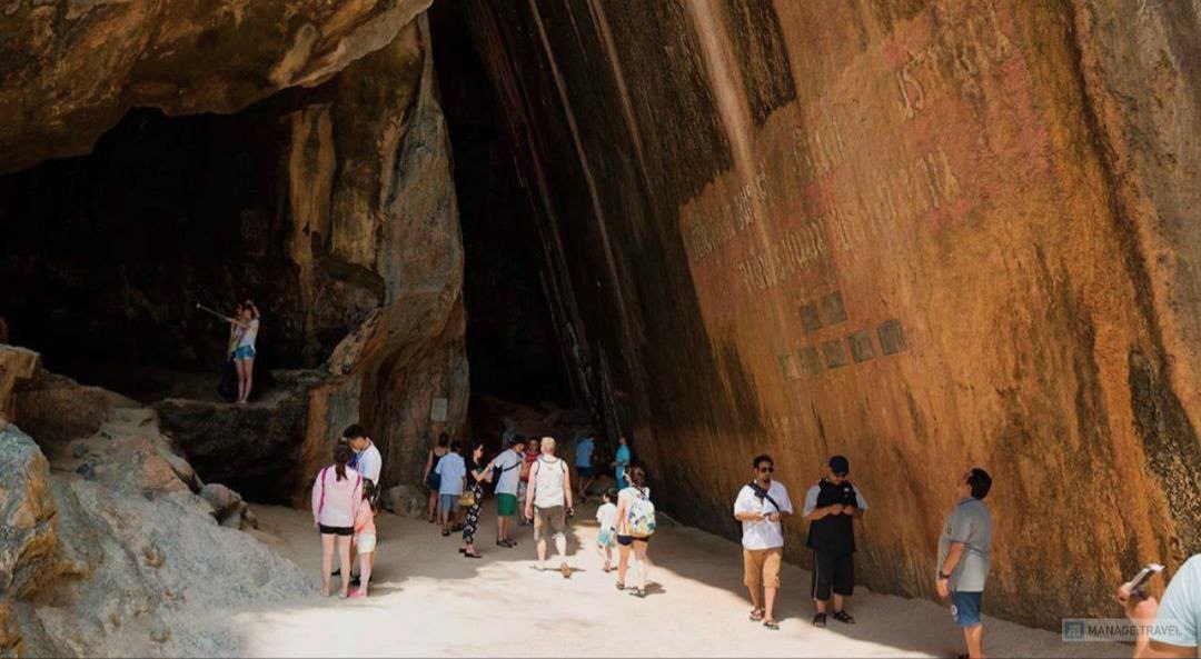 Экскурсия на остров Джеймса Бонда