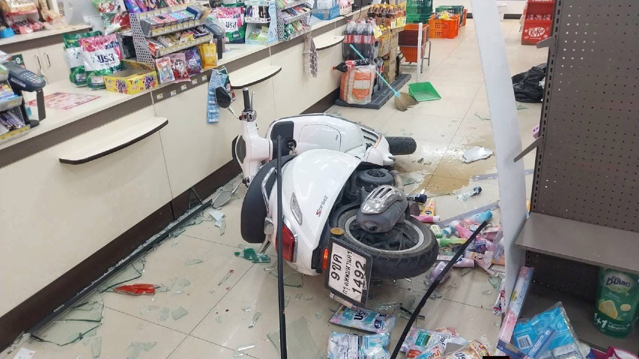 Инцидент с мотоциклом в Бангкоке