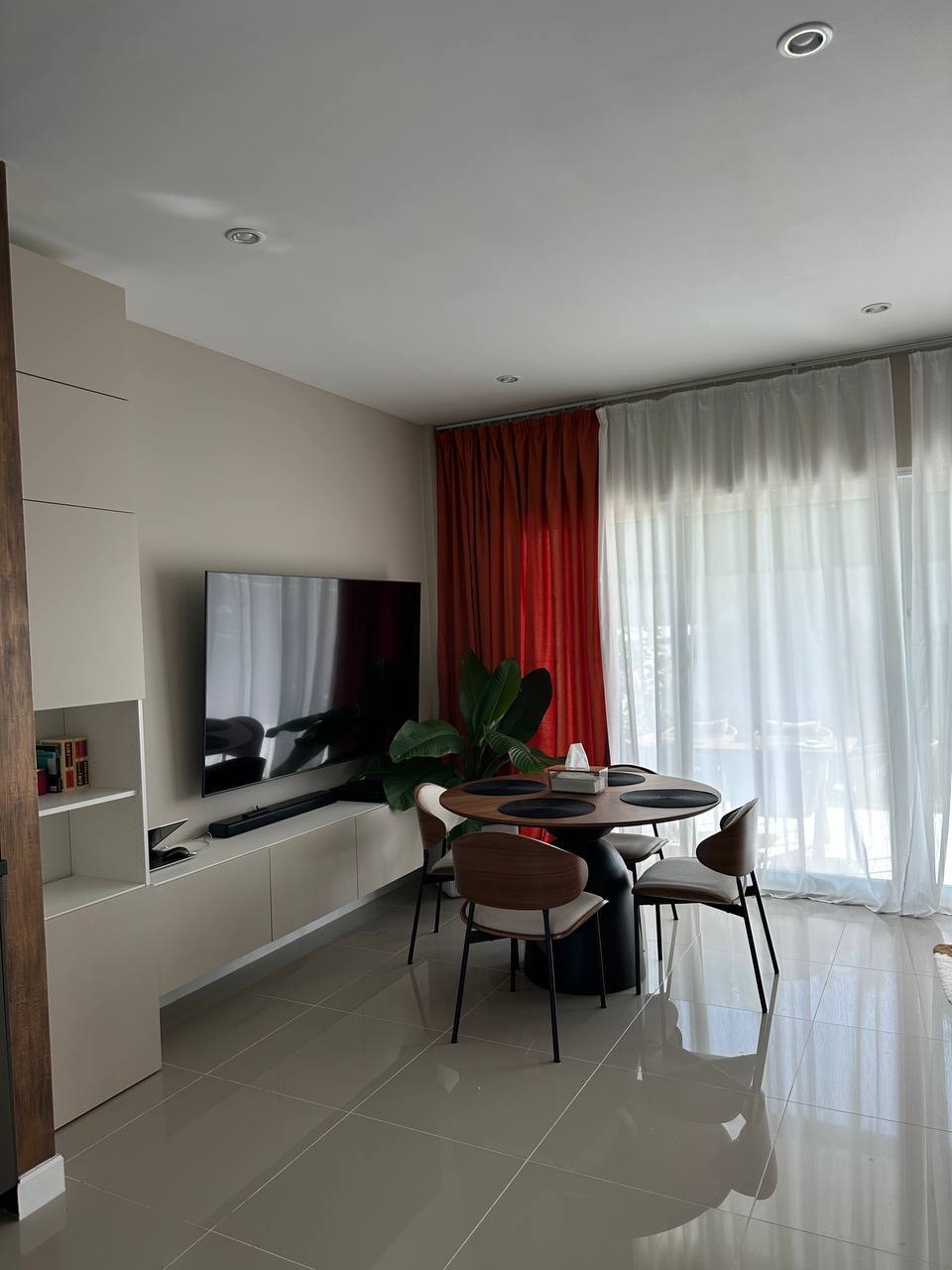 Аренда современного таунхауса