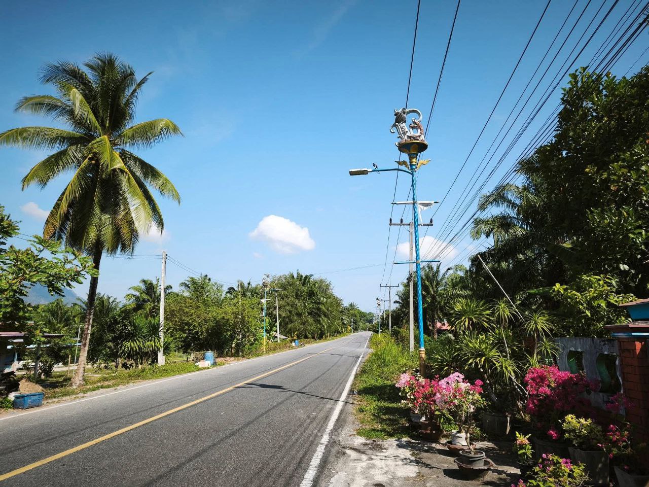 Заброшенный проект в Бан Тасай