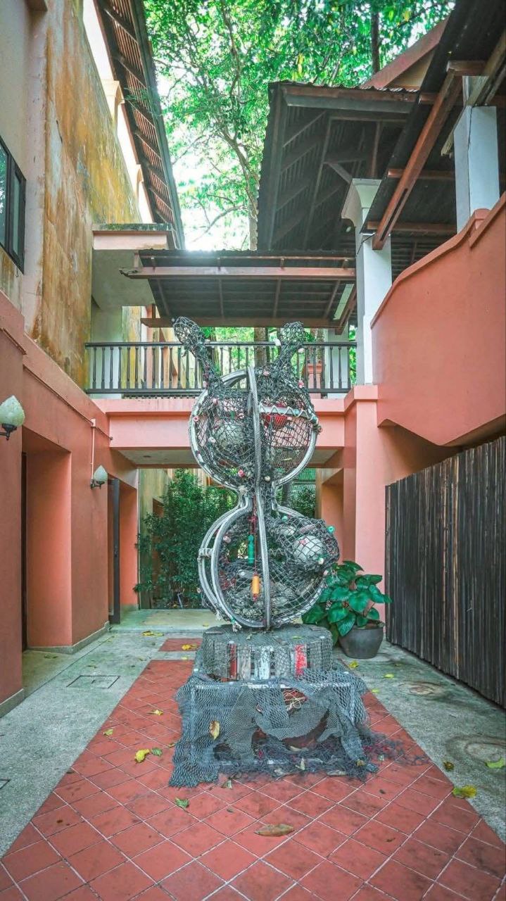 Международная выставка современного искусства