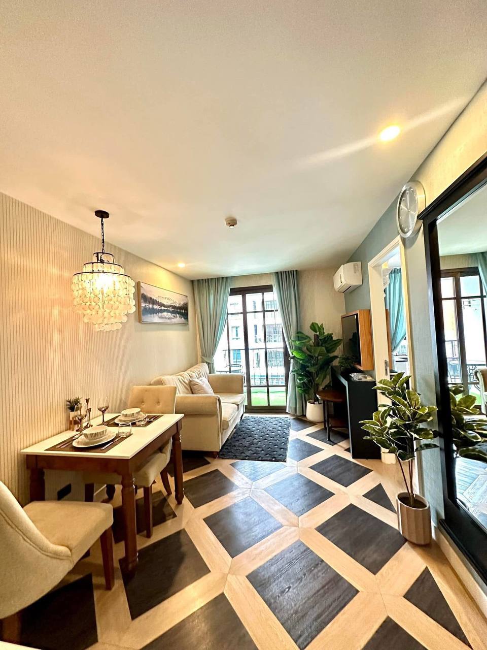 Аренда кондо в европейском стиле