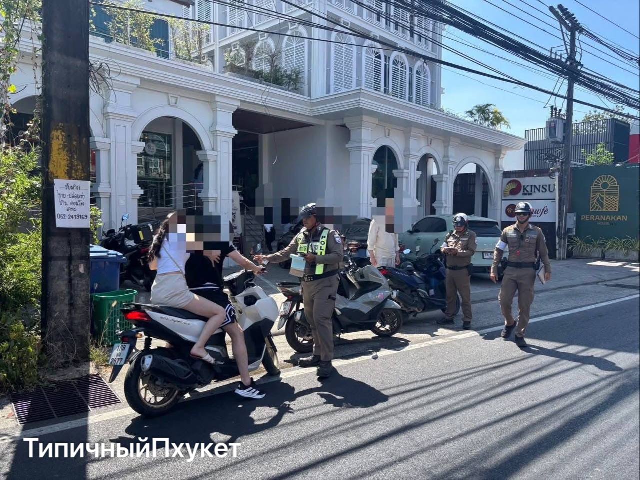 Массовая проверка мотоциклистов у тоннеля