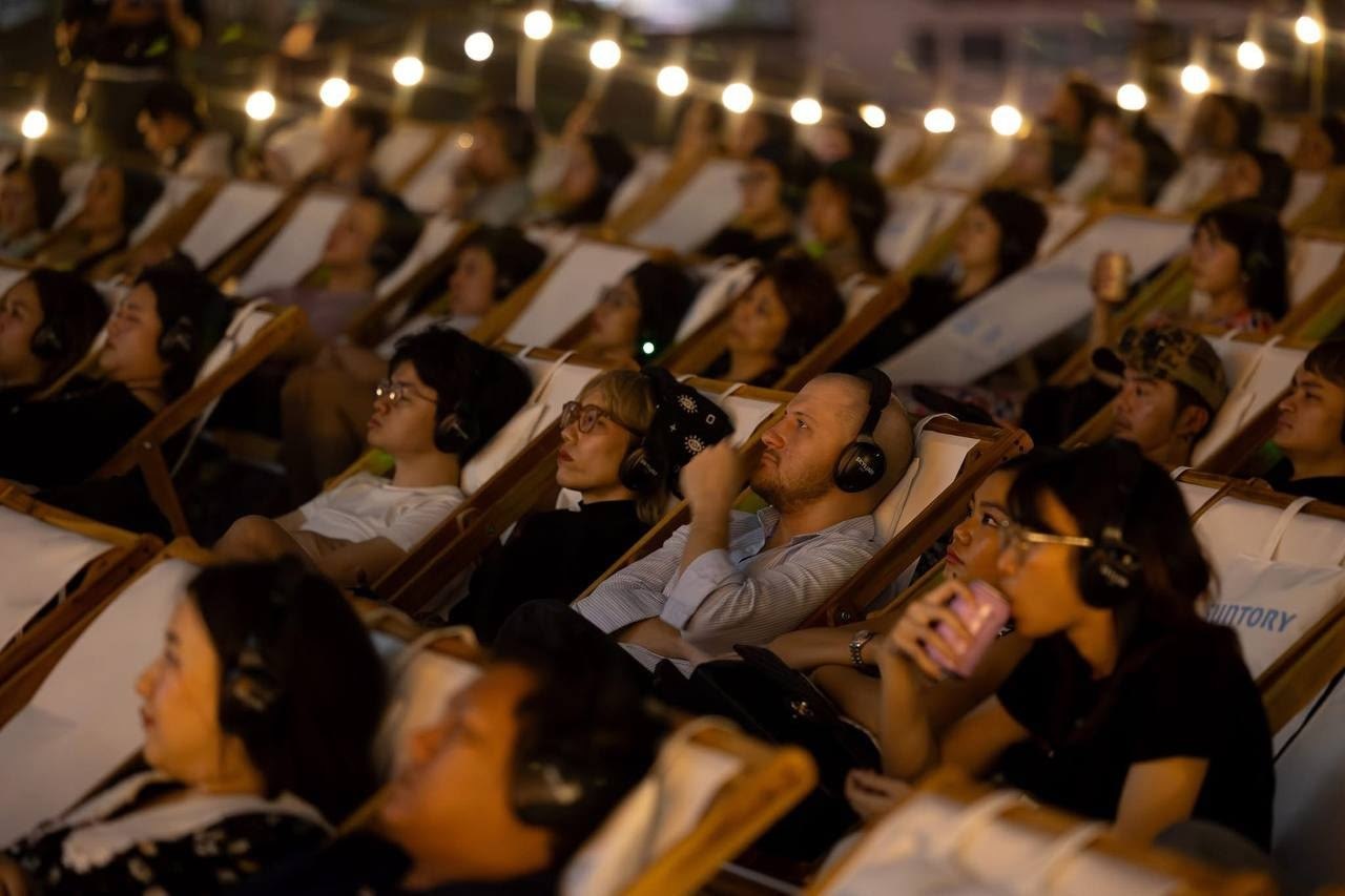 Кинопоказ под звёздами на Пхукете