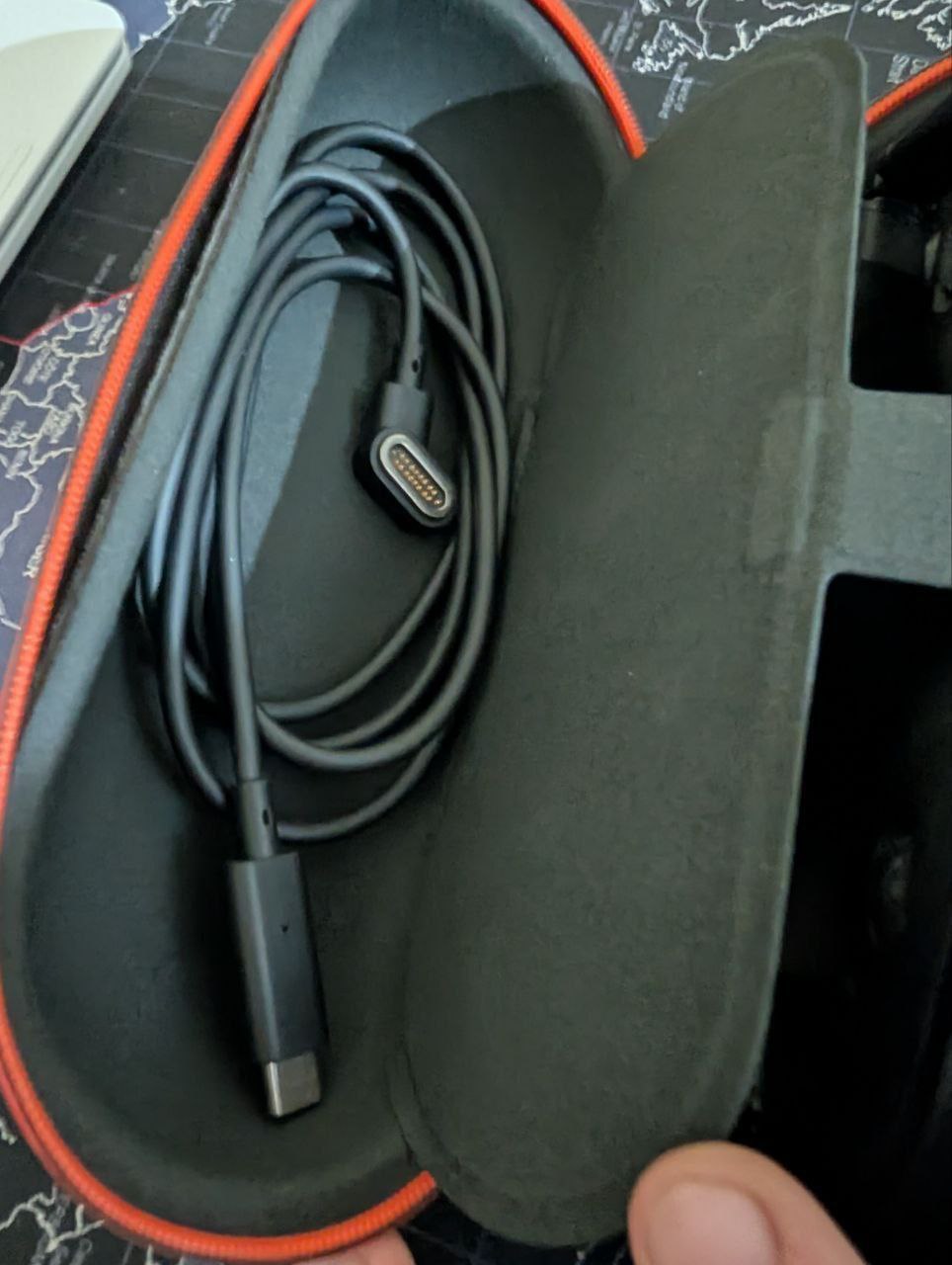 Продажа гарнитуры для просмотра фильмов