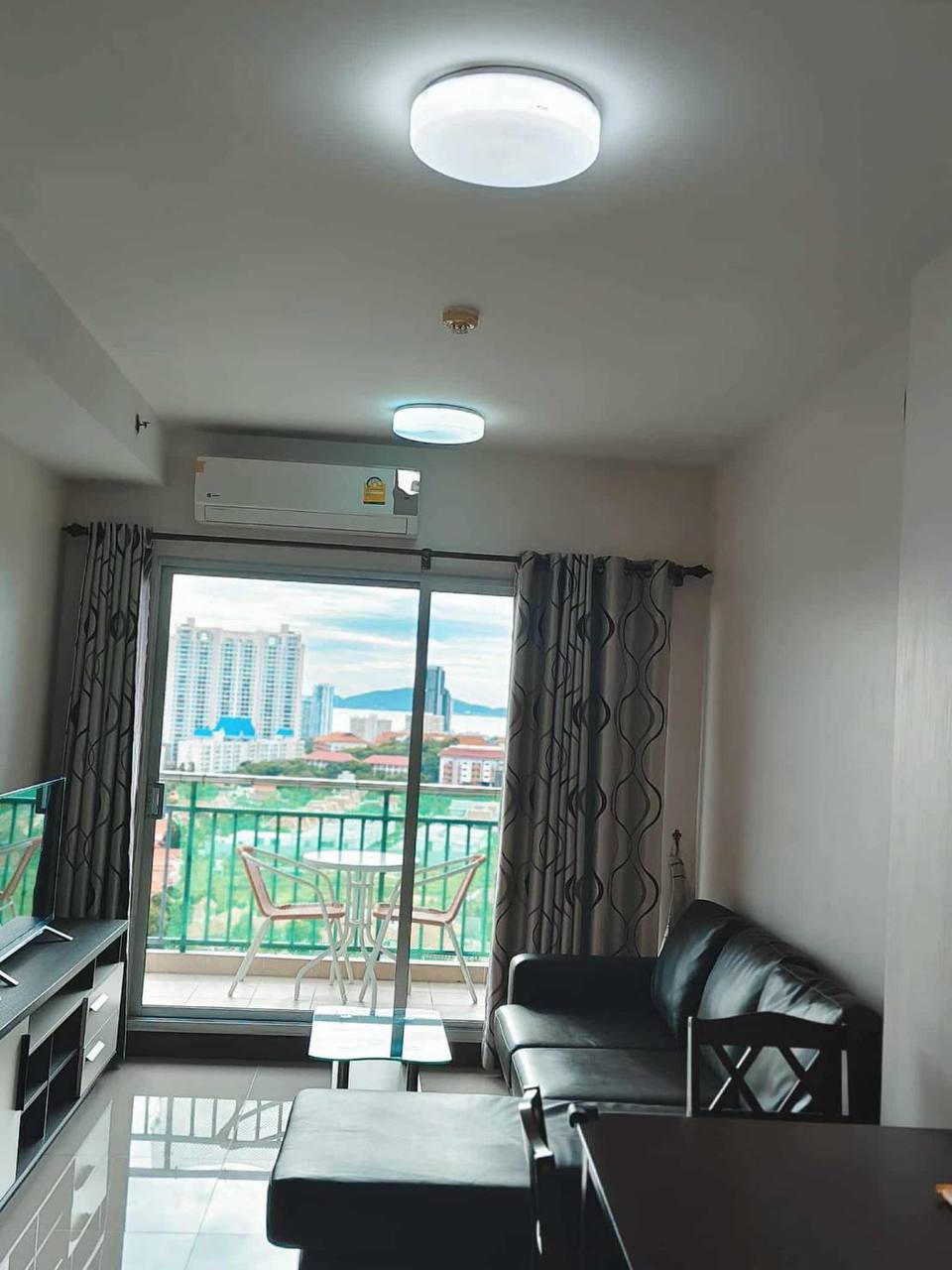 Переаренда кондо на ул. Тепразит