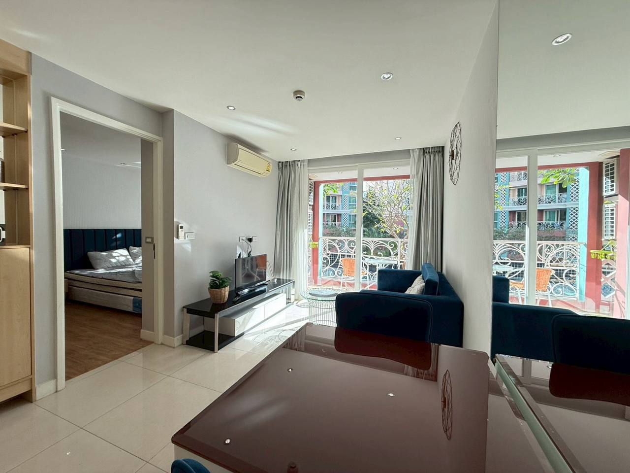 Краткосрочная аренда с бассейном